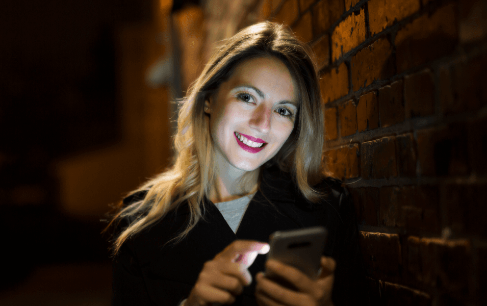 Woman receiving text